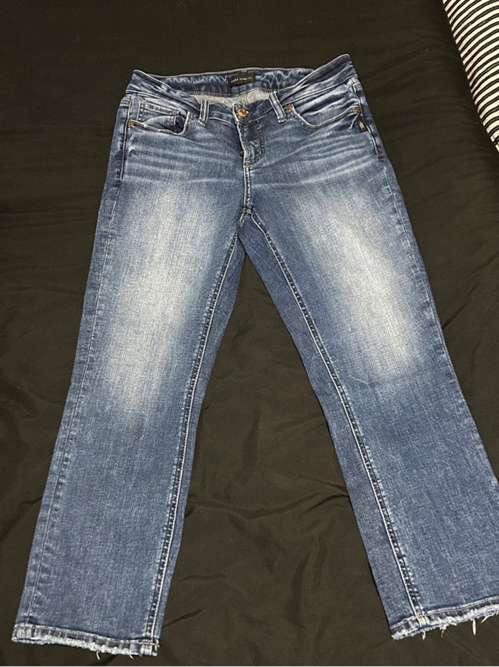 Silver Jeans Women's Faded Blue Cropped Straight Jeans
